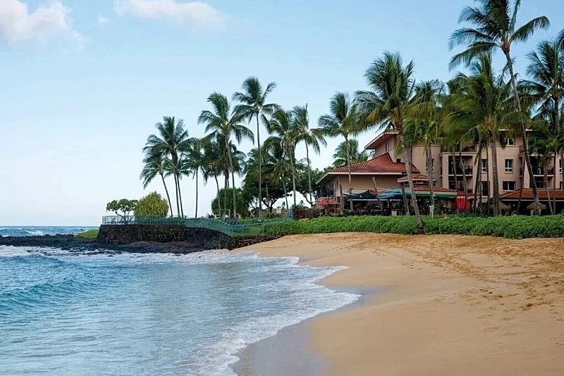 Oceanfront resort, two bedroom villa at Marriott Waiohai Beach Club!