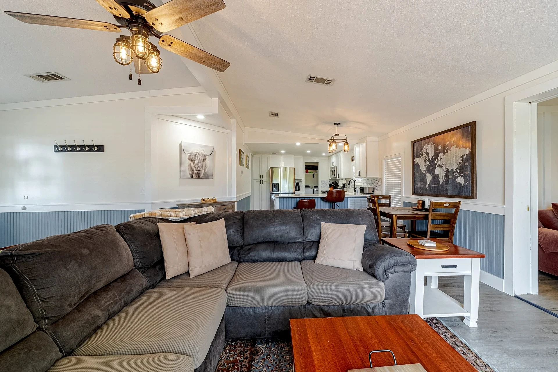 A NEW Riverhouse Getaway on the St. Johns River in Palatka, Florida, United States — photo 3