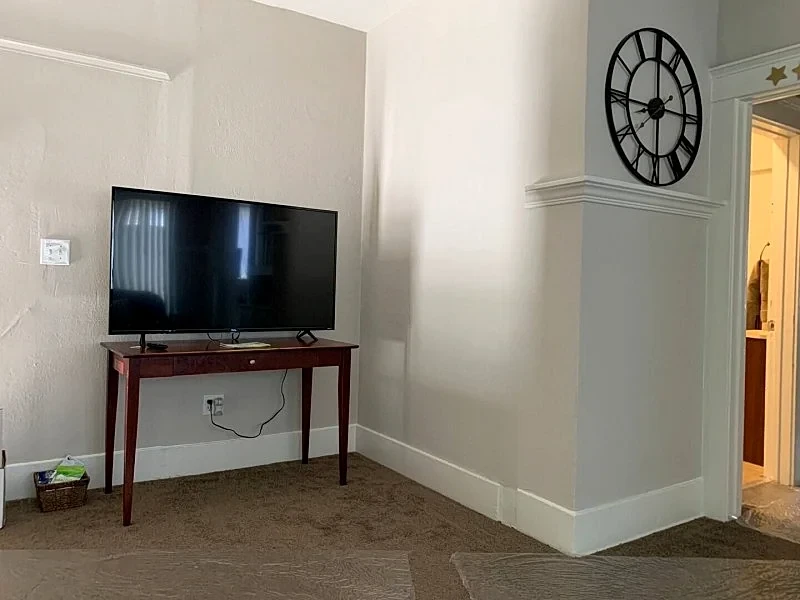 Downtown Long Beach 1 Bedroom Apartment | Monthly Rental