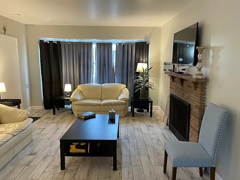 5612/1 Only two Roomate’s in my apartment | Long Beach Rental