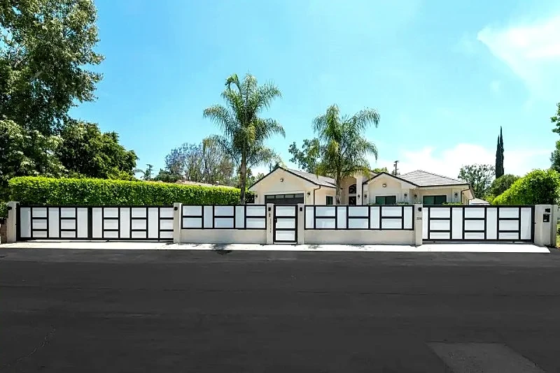 Modern Private Home, POOL, Spa, gorgeous patio