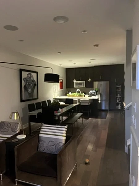 Luxury 3BR Executive Townhome in Calgary, Stanley Park & Stampede Grounds