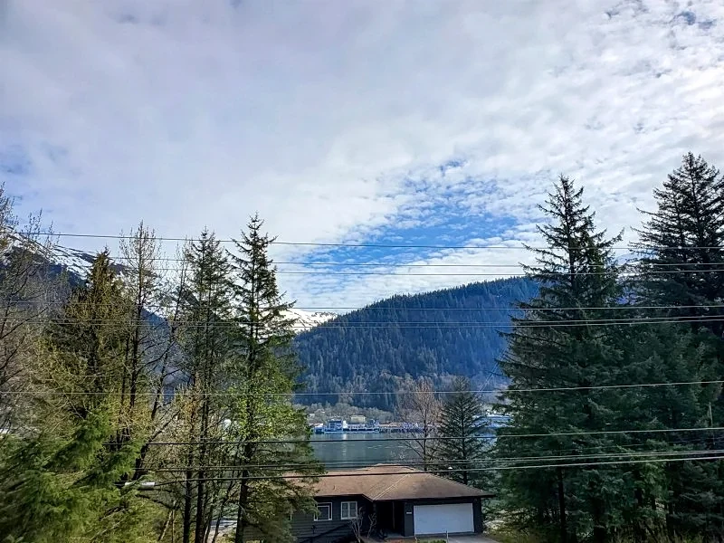 Mountain & Ocean View* Gameroom*Ski Racks in Juneau, Alaska, United States — photo 1