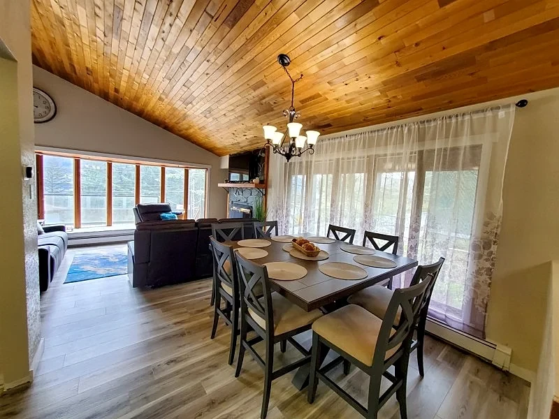 Mountain & Ocean View* Gameroom*Ski Racks in Juneau, Alaska, United States — photo 4