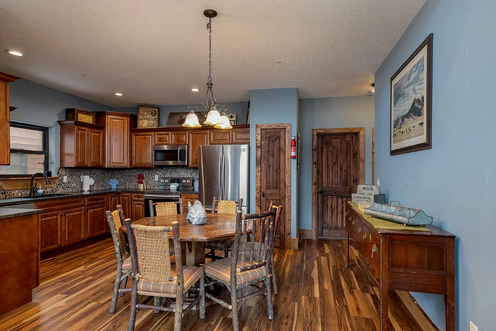 LSBR18 Unforgettable 10BR Lodge on Table Rock Lake in Branson, Missouri, United States — photo 4