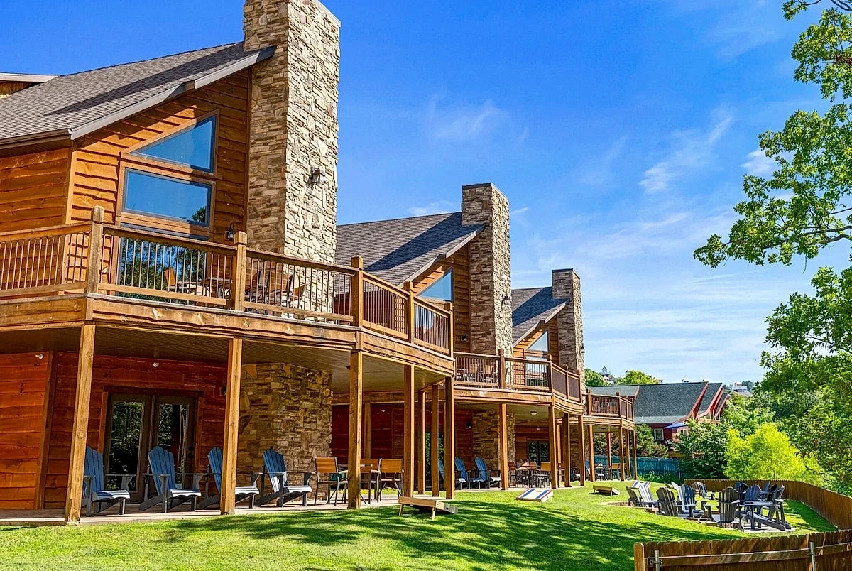 LSBR18 Unforgettable 10BR Lodge on Table Rock Lake in Branson, Missouri, United States — photo 1