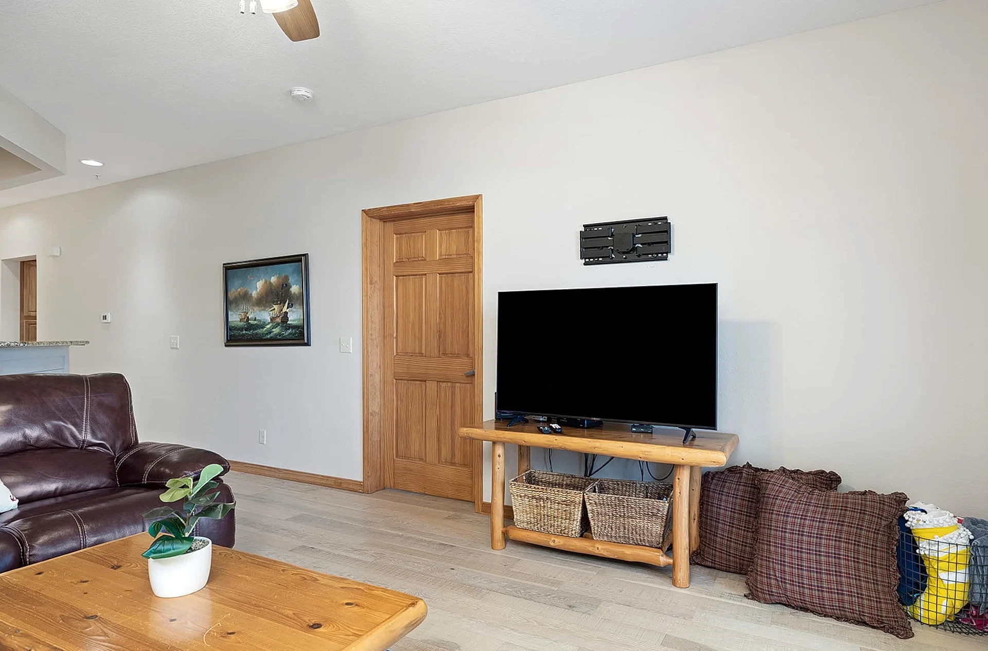 LSBR324 Table Rock Lake Condo with Private Balcony in Branson, Missouri, United States — photo 5