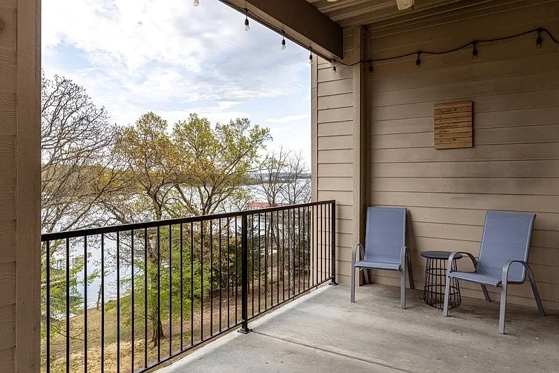 LSBR322 Table Rock Lakefront Condo Near Branson in Branson, Missouri, United States — photo 3