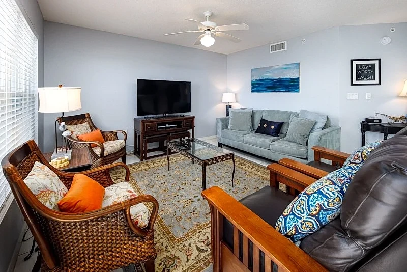 Islander 4008: Posh & Polished- 2 KINGS -Bold colors, comfort, views in Fort Walton Beach, Florida, United States — photo 2