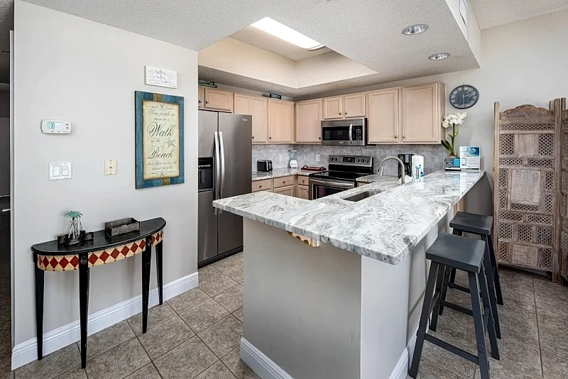 Waters Edge 507: Cozy & updated 5th floor,directly on BEACH, WIFI, FREE GOLF in Fort Walton Beach, Florida, United States — photo 3