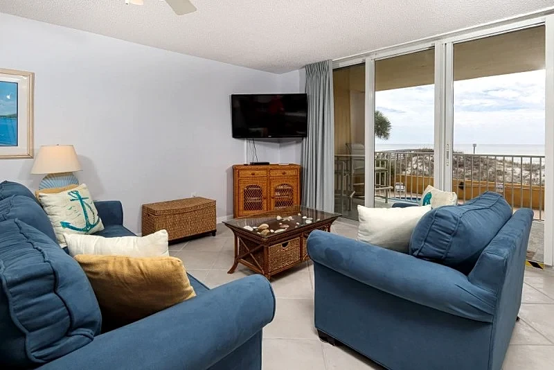 Dune Pointe 201: Don't Miss Out! Amazing Beach Condo Free Beach Service & More in Fort Walton Beach, Florida, United States — photo 3