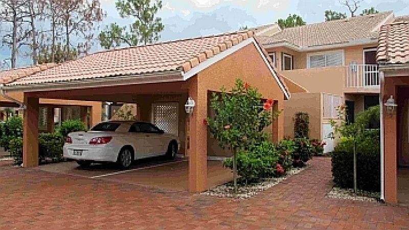 00066 in Naples, Florida, United States — photo 4