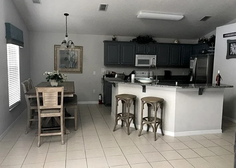 Executive Home, Loaded with Extras,South Facing very secluded Pool & Spa in Davenport, Florida, United States — photo 5