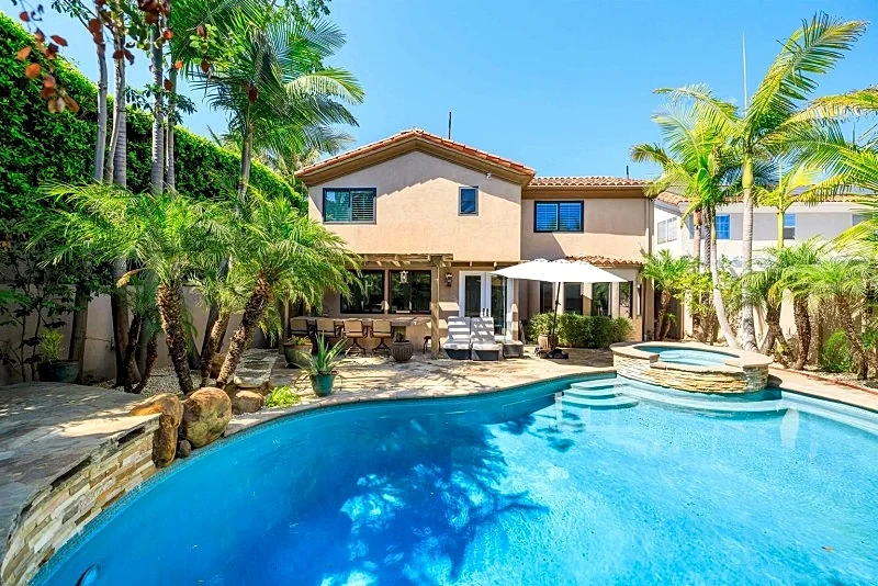 East Manhattan Beach Oasis, Luxury Furnished 5-Bedroom Home with Pool & More