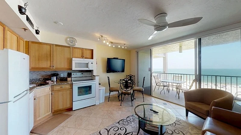 Incredible Views from this Renovated Beachfront Getaway @ the Apollo!!! in Marco Island, Florida, United States — photo 1