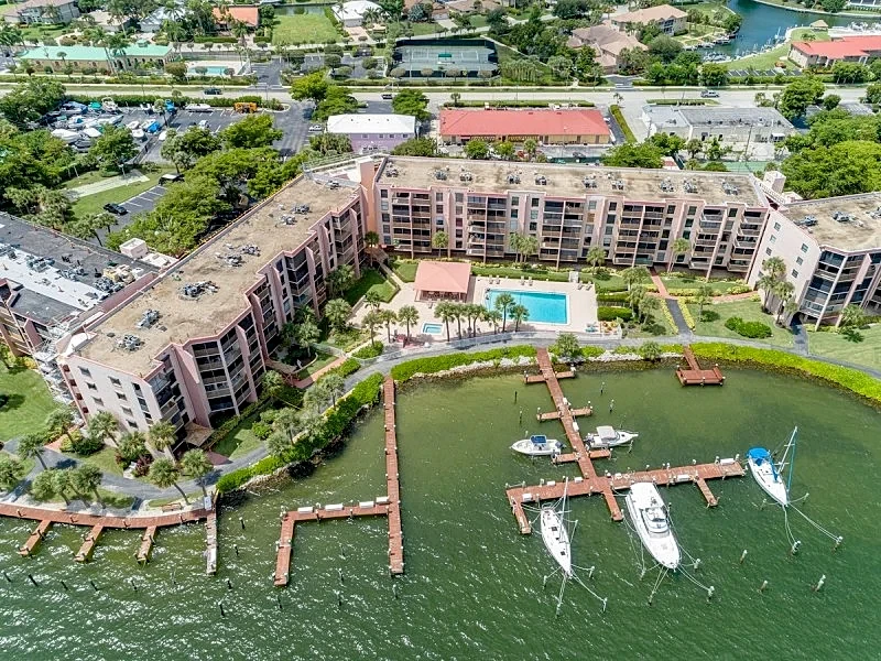 Renovated with Riverfront Views! in Marco Island, Florida, United States — photo 2