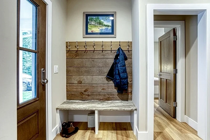 Traverse City Lakemore Resort, New Luxury Lakefront Home on Arbutus Lake in Traverse City, Michigan, United States — photo 5