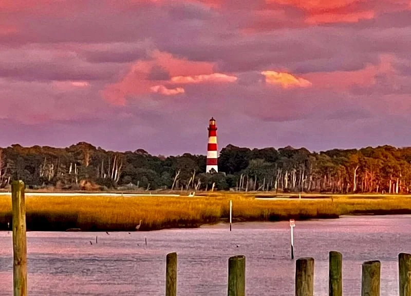 Waterfront Cottage with the Most Spectacular View of lighthouse! in Chincoteague, Virginia, United States — photo 2
