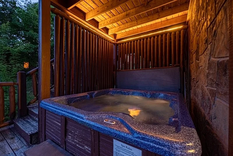 Great View, Hot Tub, Theater, Grill & Fireplace, Free attractions! in Sevierville, Tennessee, United States — photo 2