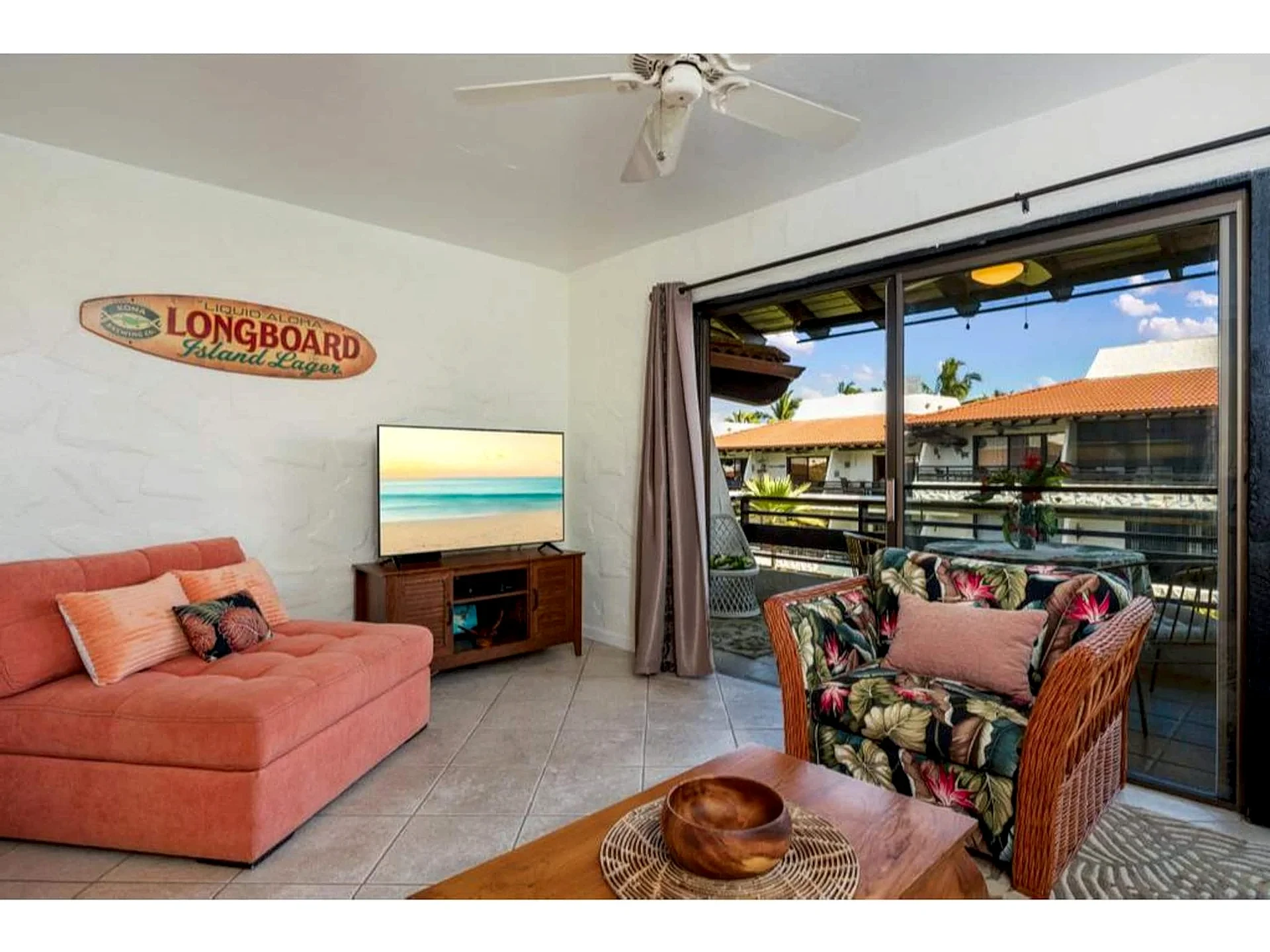 Casa De Emdeko 303 | Ocean View | Central AC in Kailua-Kona, Hawaii, United States — photo 4