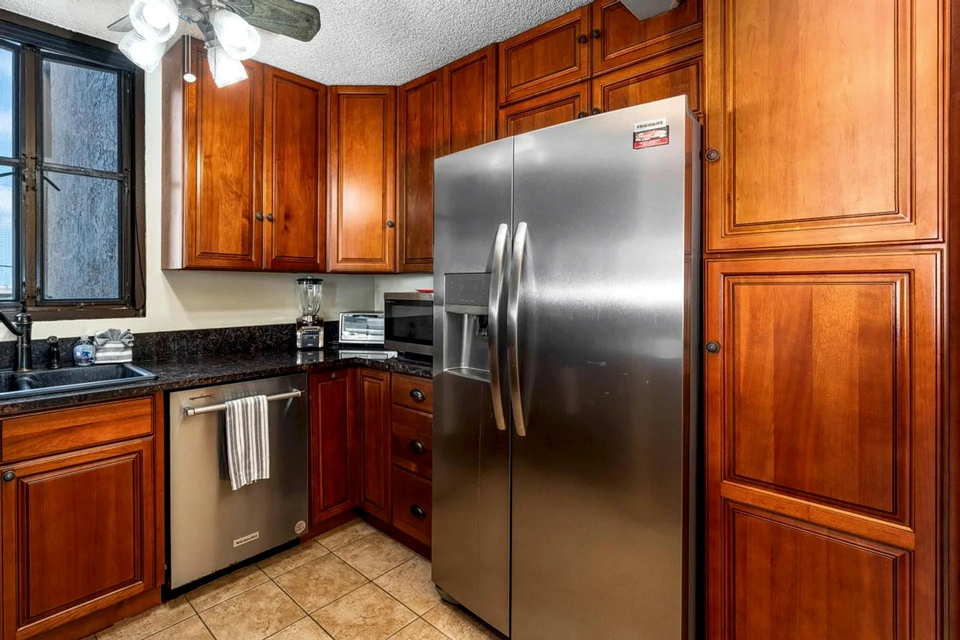 Kona Pacific A202 - Oceanview Condo, Walk to Ironman in Kailua-Kona, Hawaii, United States — photo 3