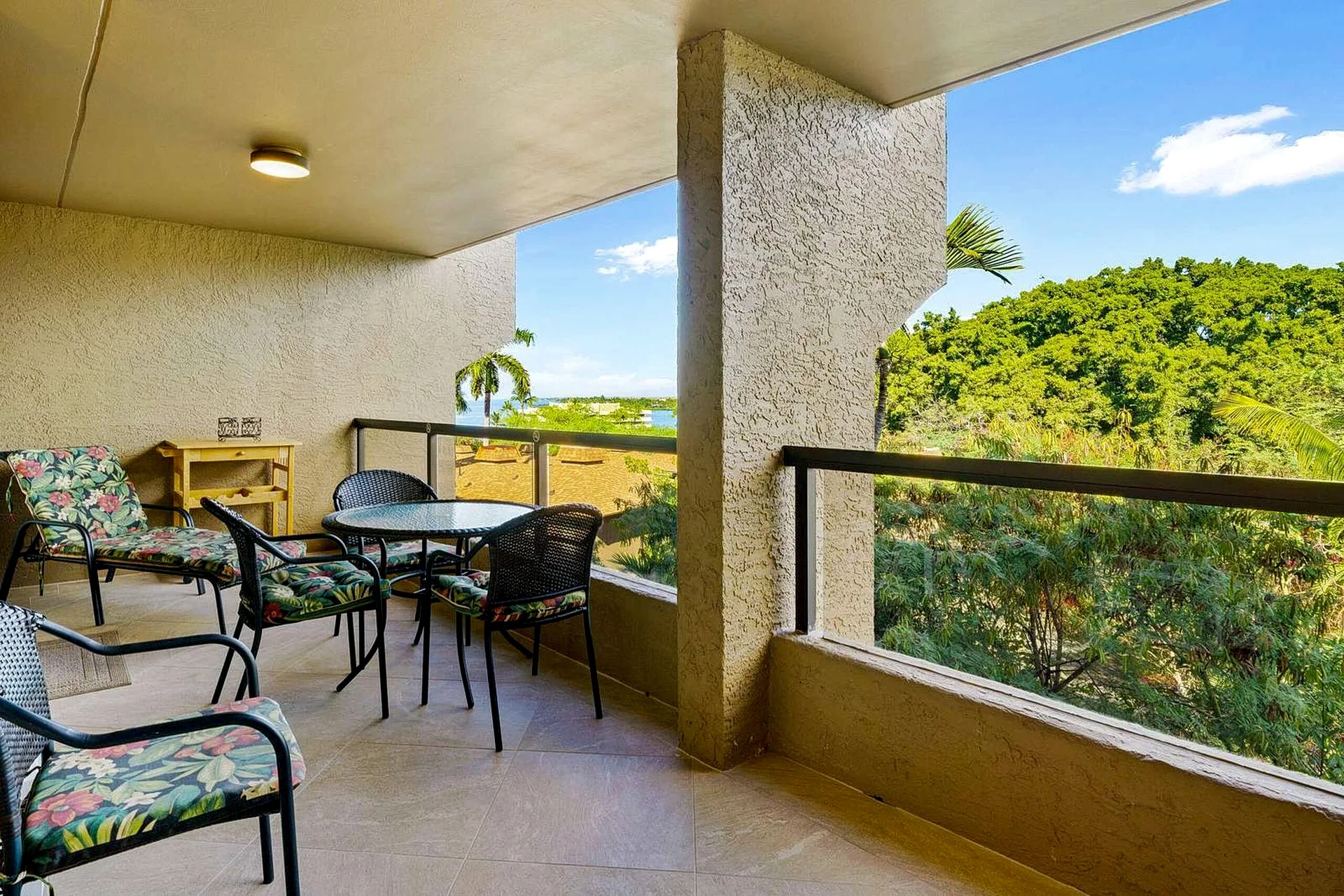 Kona Pacific B411 - Kona Condo, Walk to Town & Ironman in Kailua-Kona, Hawaii, United States — photo 3