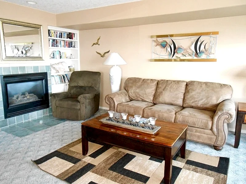 #304 - Promenade Condo's - Beautiful Oceanfront ~ Northwest facing corner unit in Seaside, Oregon, United States — photo 5