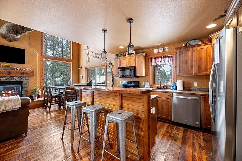 Cash's Sluice Lodge | Gilded Mountain 3 Bed, 3 Bath Vacation Rental in Lead, South Dakota, United States — photo 5