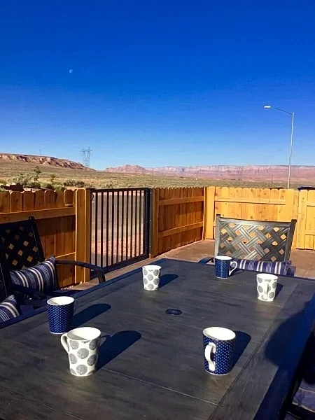 Local VIEW????2 homes side by side????boat parking????PETS~close to Antelope/Horseshoe