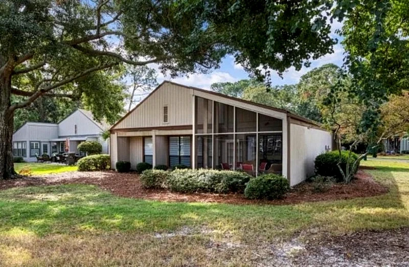 Comfortable Villa, dog friendly, FREE golf cart on Sandestin