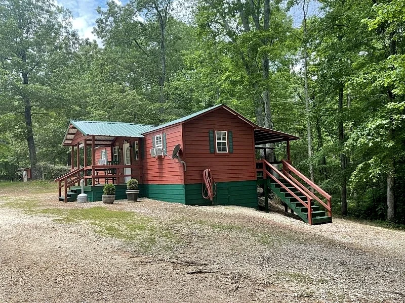 Cabin #3, NASHVILLE, Memphis, Kentucky Lake, Birdsong , Loretta Lynns, Paris Tn in Camden, Tennessee, United States — photo 3
