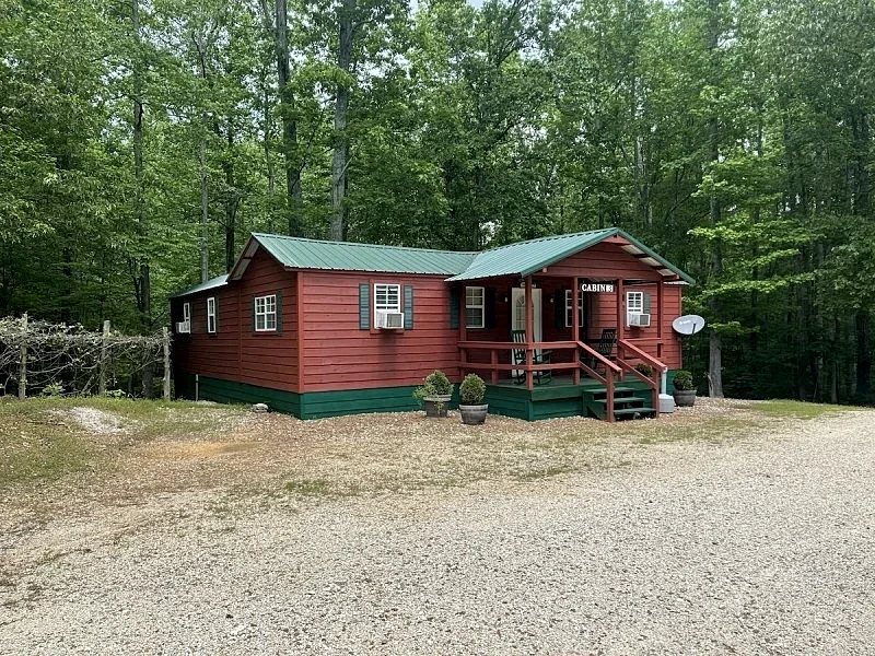 Cabin #3, NASHVILLE, Memphis, Kentucky Lake, Birdsong , Loretta Lynns, Paris Tn in Camden, Tennessee, United States — photo 2