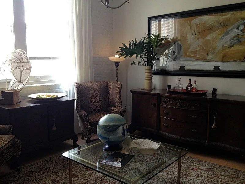 In the middle of the city, in a village of trendy warehouse-turned-condos in New Orleans, Louisiana, United States — photo 2