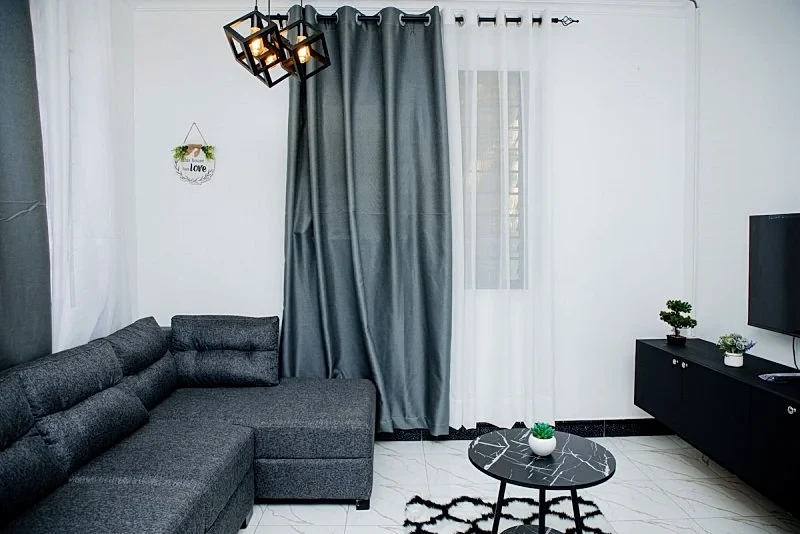Cozy Luxe Home 1-bedroom house with WiFi, AC in delightful Dar es Salaam in Dar es Salaam, Tanzania — photo 2