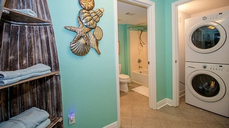 Because Every Day Should Feel Like A Day At The Beach.. 2 Bedroom / 2 Bath!! in Biloxi, Mississippi, United States — photo 2