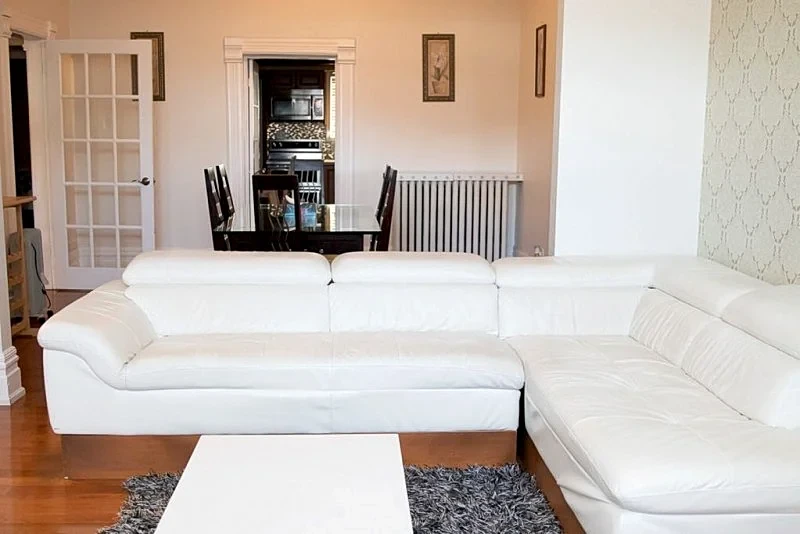 Sunnetts homes and vacations ( Three Bedrom Duplex) in Toronto, Ontario, Canada — photo 1