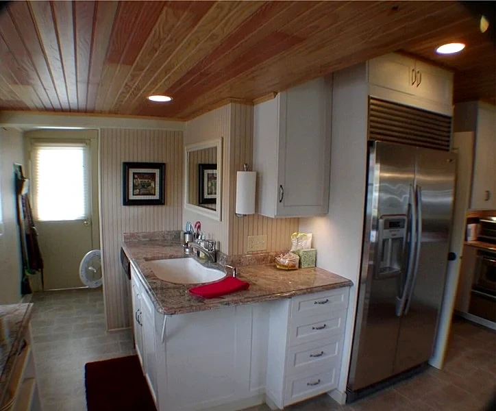 Downtown Bungalow, Gourmet Kitchen, 2BR/1.5BA - Bend in Bend, Oregon, United States — photo 3