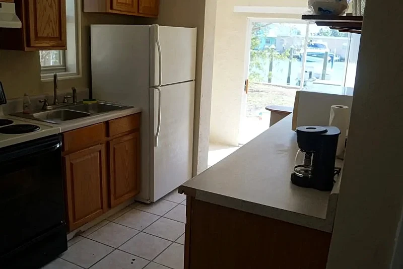 C1 Efficiency direct waterfront 2 min walk 2 beach in Clearwater, Florida, United States — photo 5