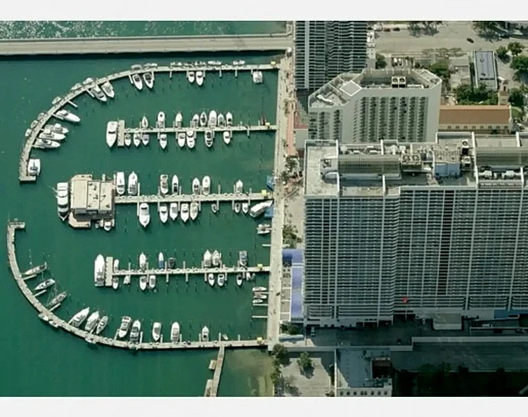 Spacious Bayview 4bedroom 10min to south beach. in Miami, Florida, United States — photo 4