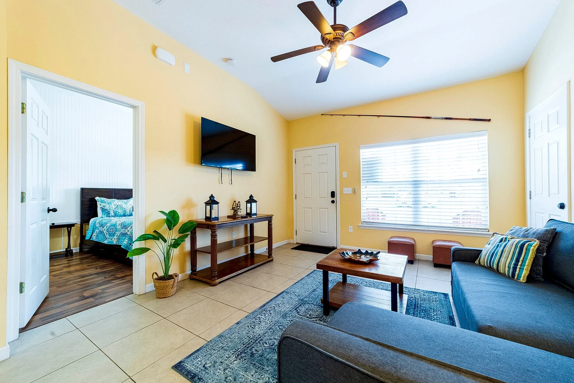 101B Blue Gem 💎 Cozy Palatka Stay by St. Johns River in Palatka, Florida, United States — photo 3