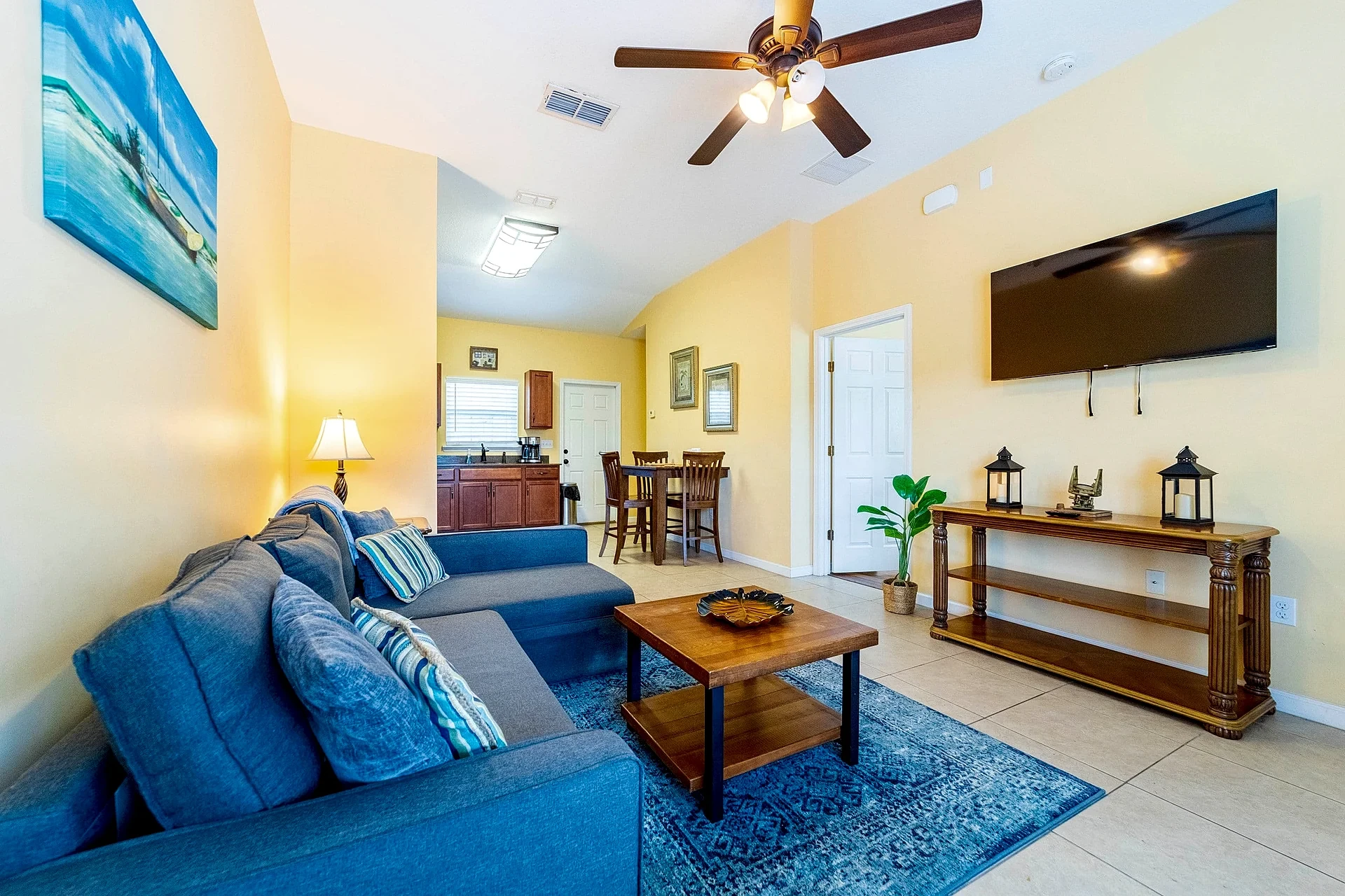 101B Blue Gem 💎 Cozy Palatka Stay by St. Johns River in Palatka, Florida, United States — photo 4