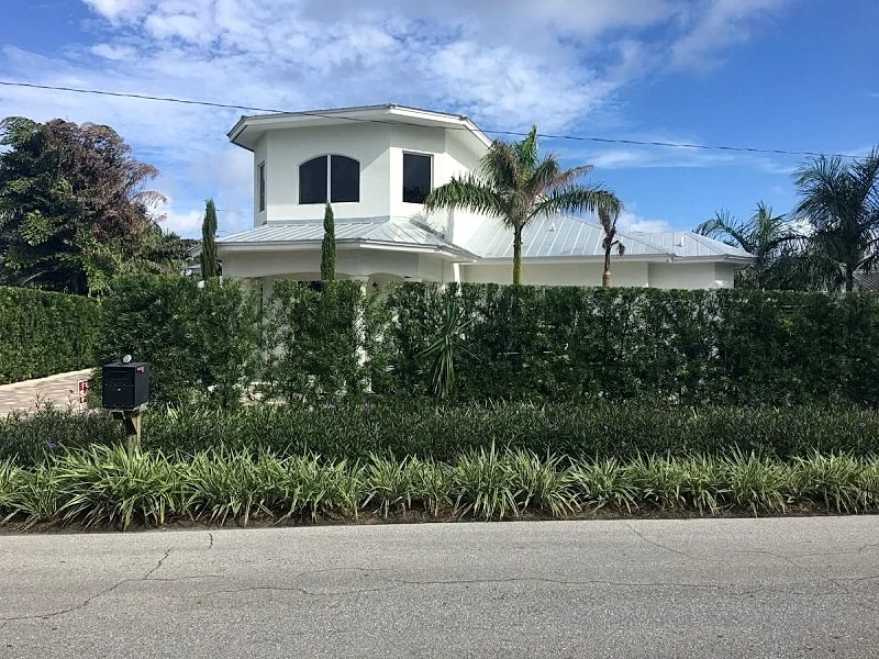 Wow! Key West Style 4 Bedroom 3 Bath , Heated Pool, Downtown, Walk to Beach in Boca Raton, Florida, United States — photo 5