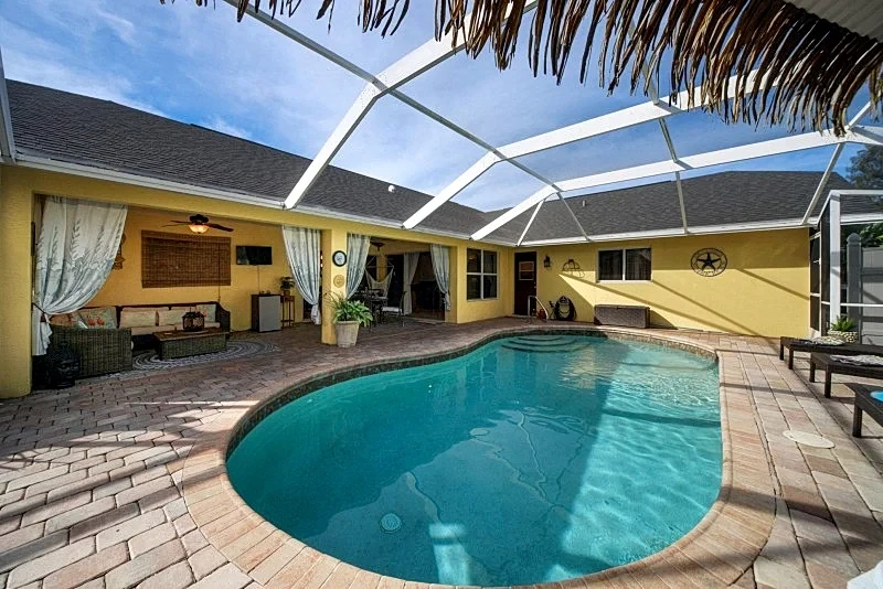 CCVS - Villa Sunny Breeze: Stylish Florida Retreat with Pool & BBQ in Cape Coral in Cape Coral, Florida, United States — photo 1