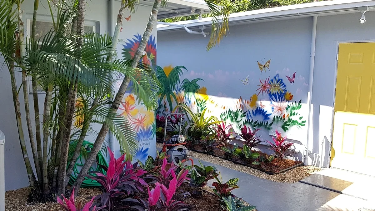 Hollywood Castle Palace: Private Resort 7BR, 4BA Pool in Hollywood, Florida, United States — photo 3