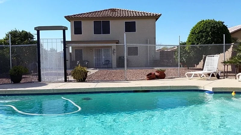 Very Private Urban Orchard with Fenced Pool in El Mirage, Arizona, United States — photo 1