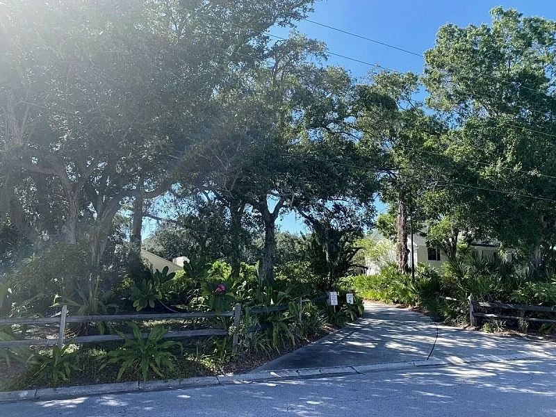 Near Beach, Pool, Paradise Awaits, Adult Only “The West Wing” in Seminole, Florida, United States — photo 2