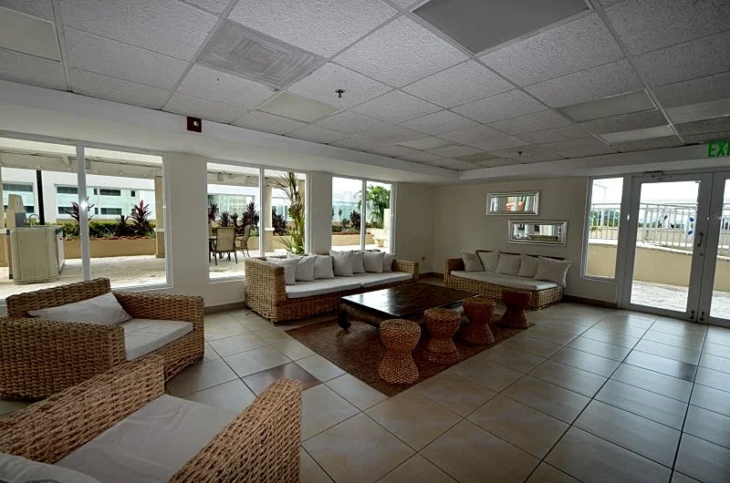 Coliseum Tower Perfect Corporate Rental in the Heart of the Hato Rey Financial District