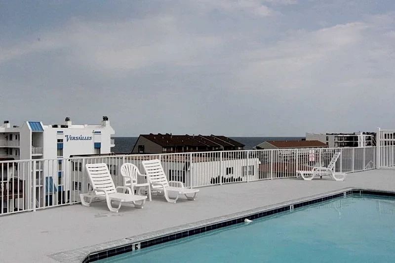 Beautiful Totally Refinished Penthouse with Great Views and 1 blk to in Ocean City, Maryland, United States — photo 2