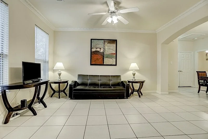 New Listing!! Newly furnished condo, I-10 West/Beltway 8, 4 bedrm 2 bath, 77080 in Houston, Texas, United States — photo 2