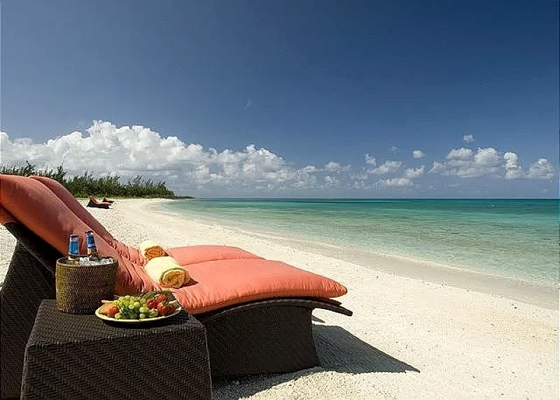 Luxurious One-bedroom Cottage in Oceanfront Resort